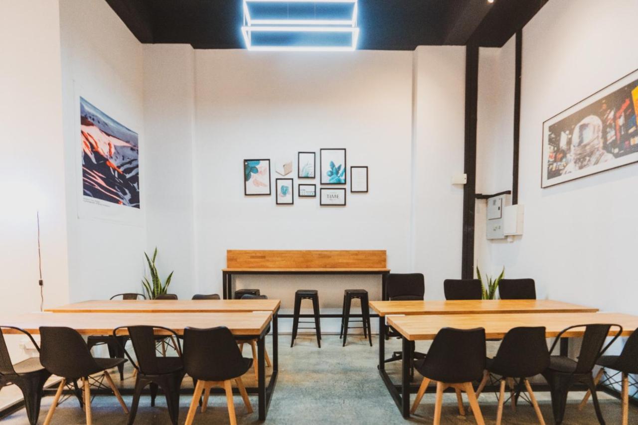 Hashtag.Capsule.Hostel Johor Bahru Kültér fotó