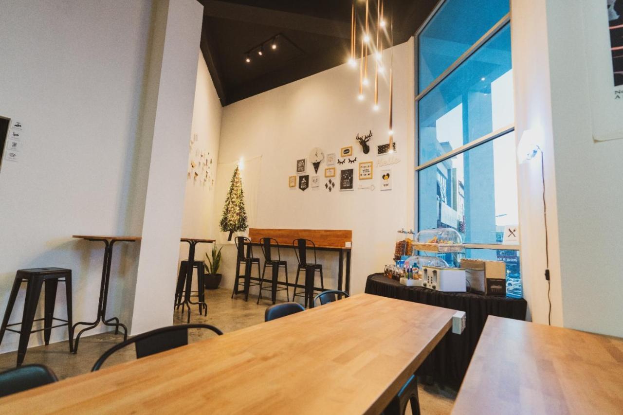 Hashtag.Capsule.Hostel Johor Bahru Kültér fotó